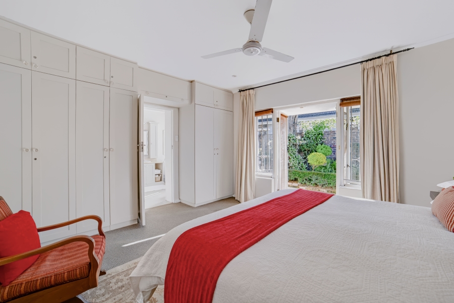 8 Bedroom Property for Sale in Claremont Western Cape